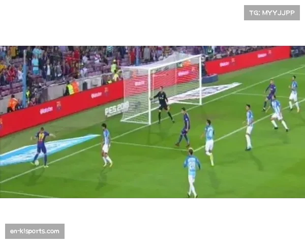 主裁胡珀因健康问题半场被换下 引发裁判健康关注和讨论